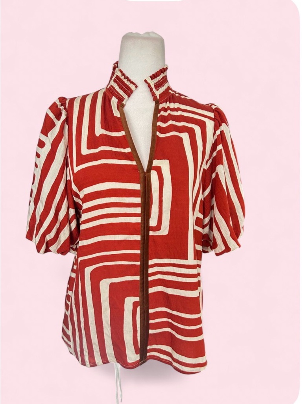 NWOT THML Boutique Red &Cream Geometric Print Puff Sleeve Sleeve Rayon Blouse-XS